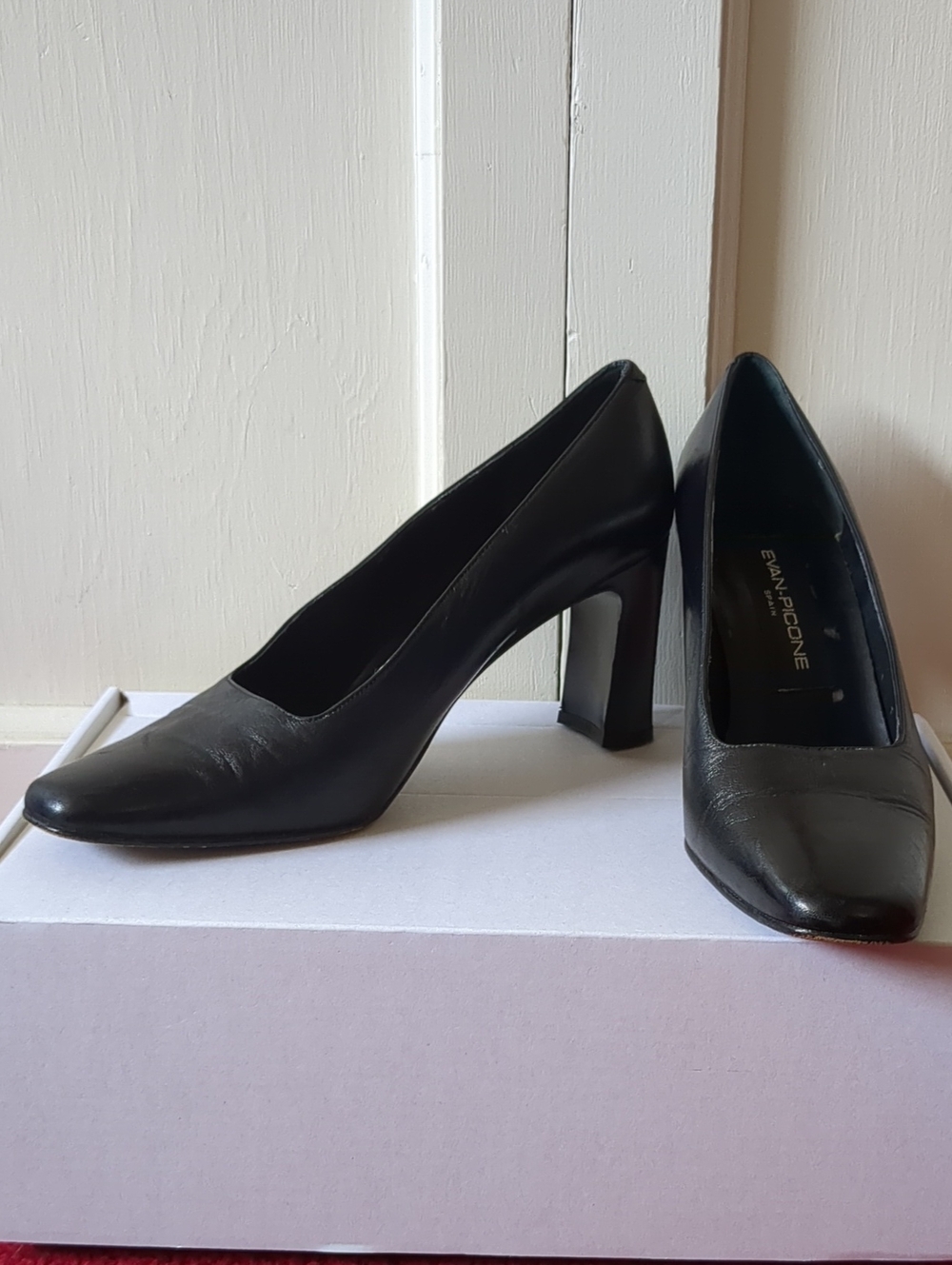 Evan Picone Vintage Black Leather Pumps Wedding Guest Cocktail Heels 7.5N